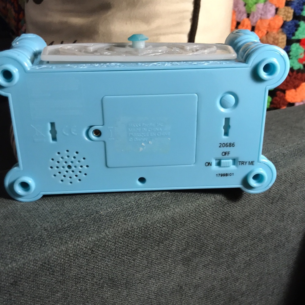 Disney Frozen Music Box Jewelry Box - Picture 8 of 11